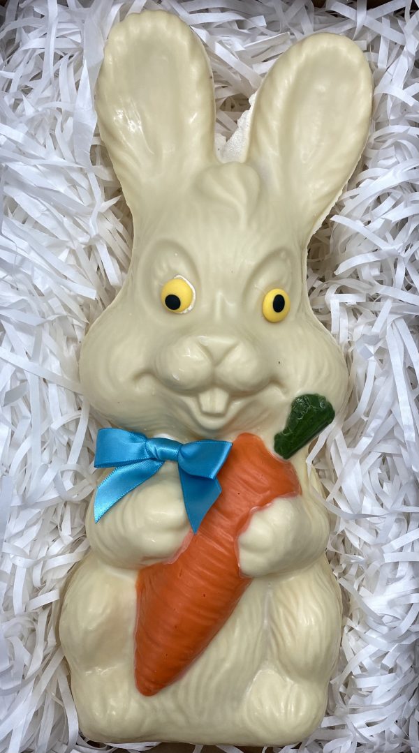 Chocolate Easter White Rabbit with Carrot St-Gérard 400g