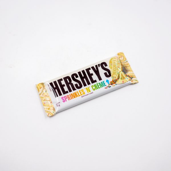 Hershey's Sprinkles 'N' Cream Chocolate Bar