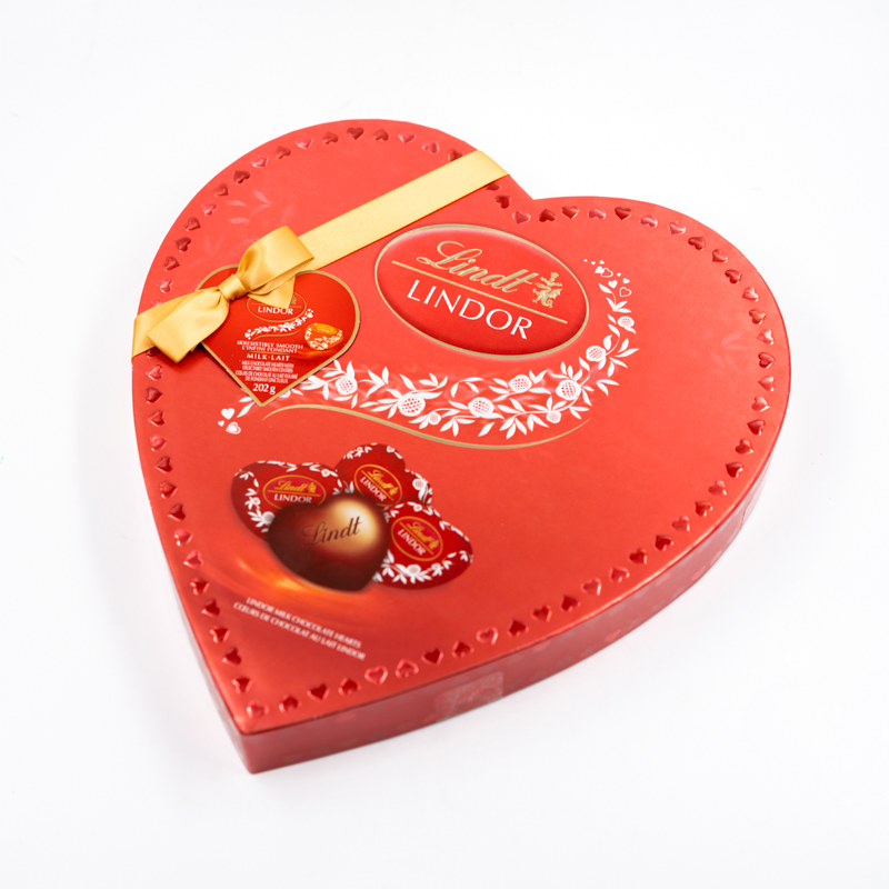 Chocolat Lindt Lindor Coeurs Lait St-Valentin 202g